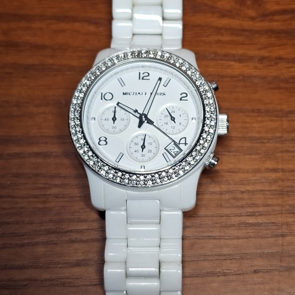 Michael Kors Ceramic Watch - Picture 3 of 11